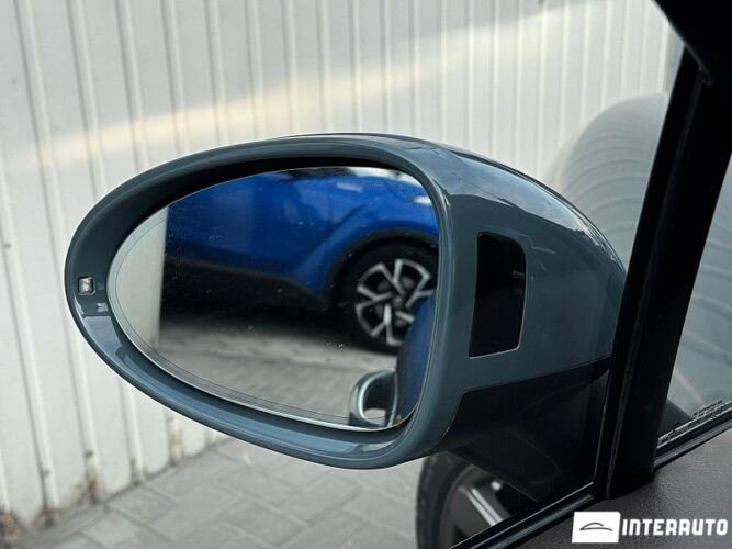 Porsche Macan 57 interauto-car