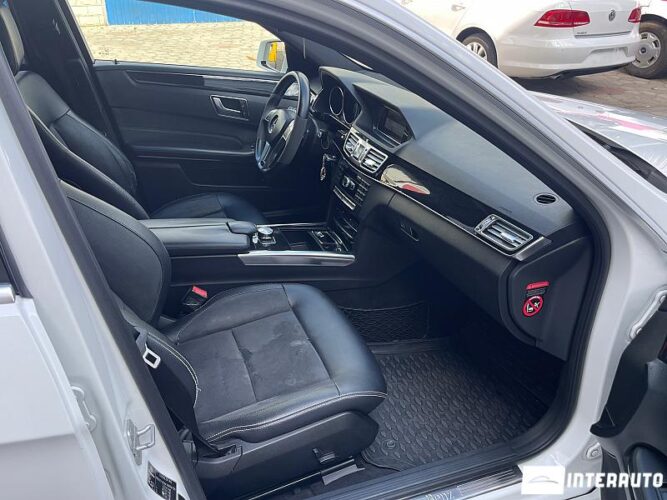 Mercedes E 200 47 interauto-car