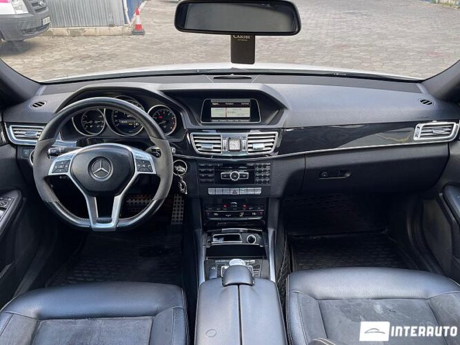 Mercedes E 200 34 interauto-car