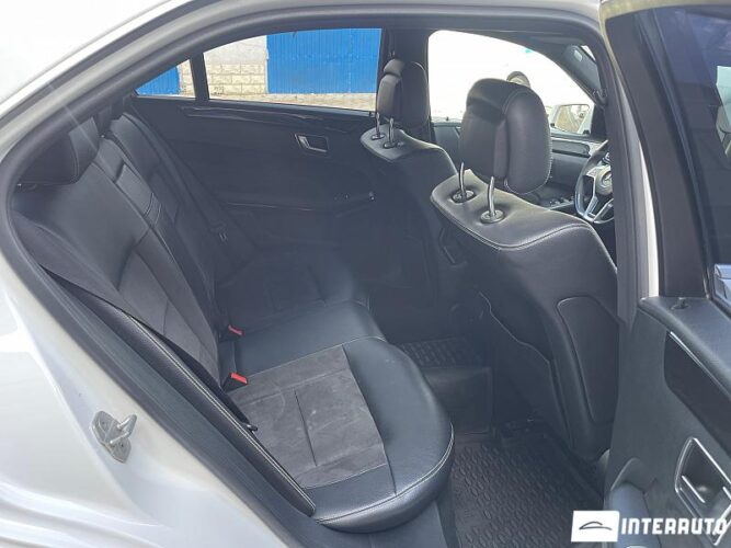 Mercedes E 200 46 interauto-car