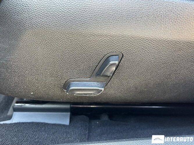 Mercedes E 200 44 interauto-car