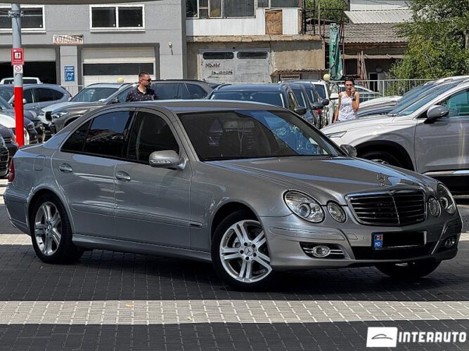 Mercedes E 220 31 interauto-car