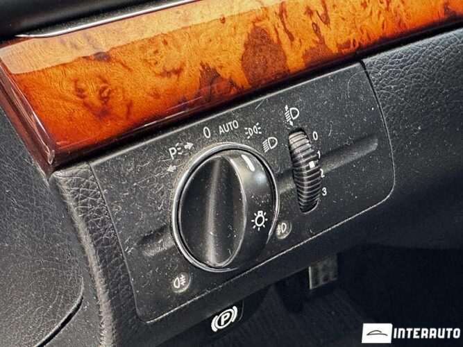 Mercedes E 220 41 interauto-car