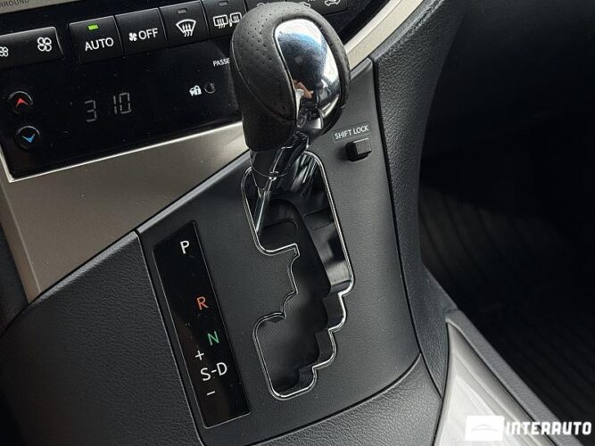 Lexus RX 450h 49 interauto-car