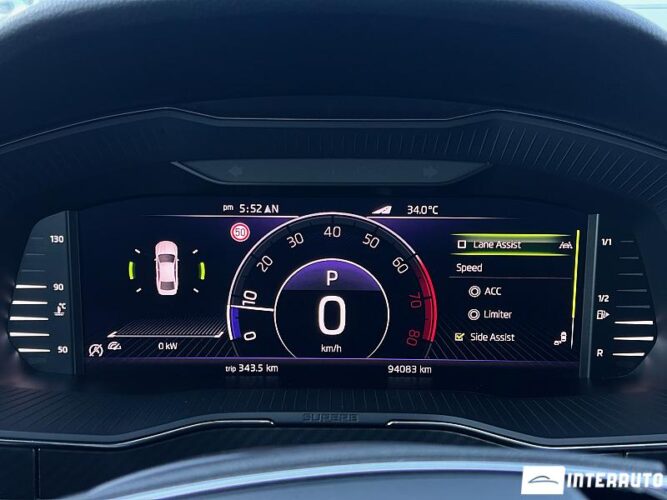 Skoda Superb 45 interauto-car