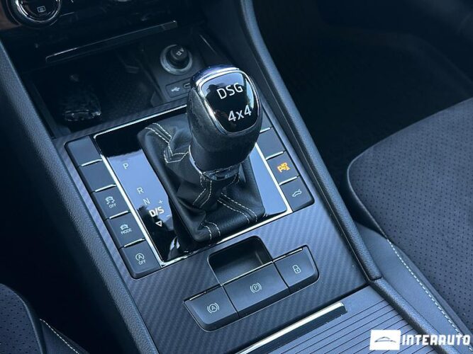 Skoda Superb 49 interauto-car