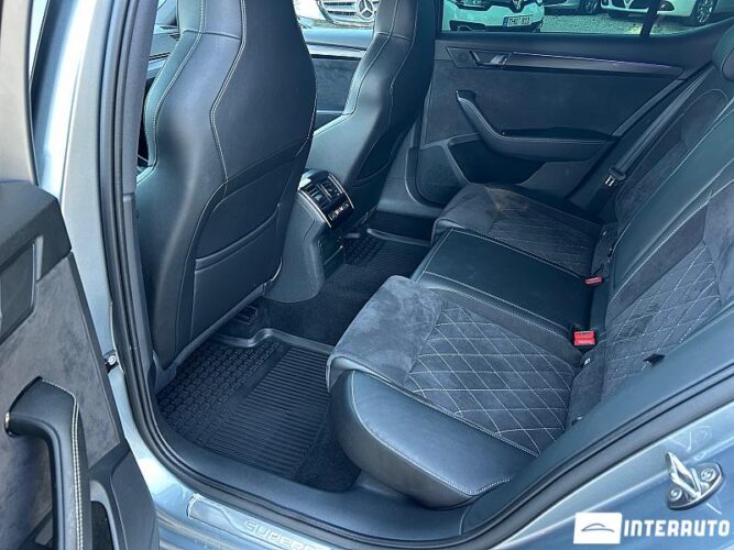 Skoda Superb 53 interauto-car