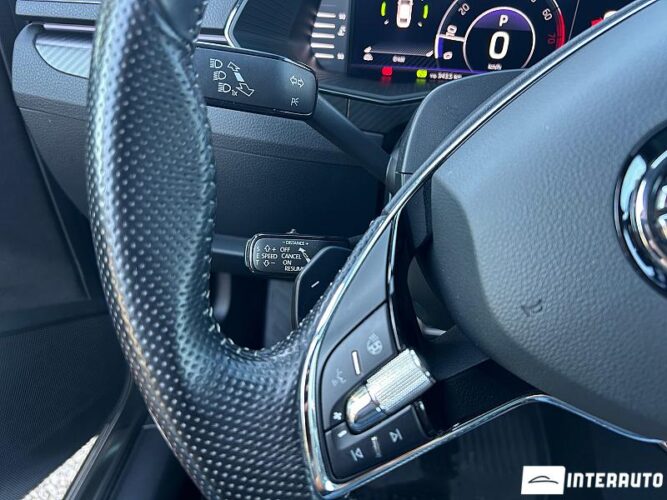 Skoda Superb 43 interauto-car