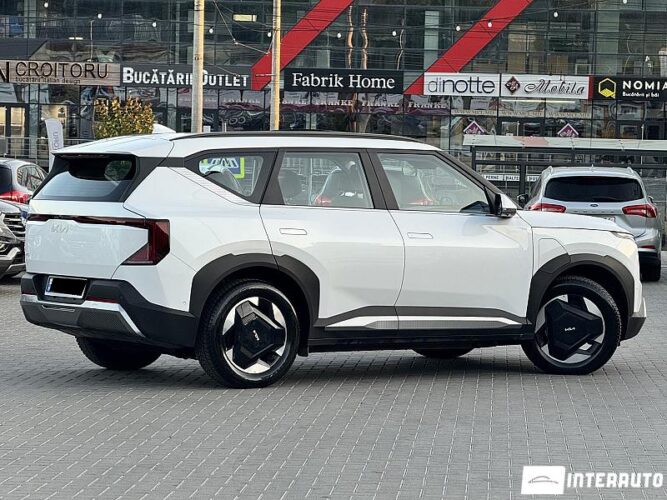 Kia EV5 38 interauto-car