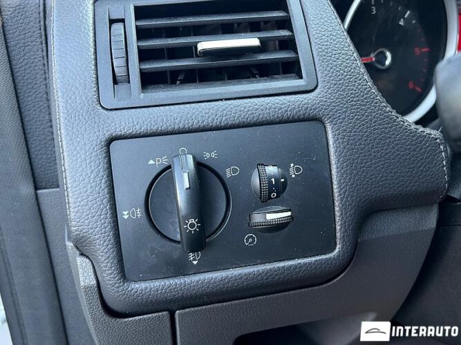 Ford Kuga 34 interauto-car