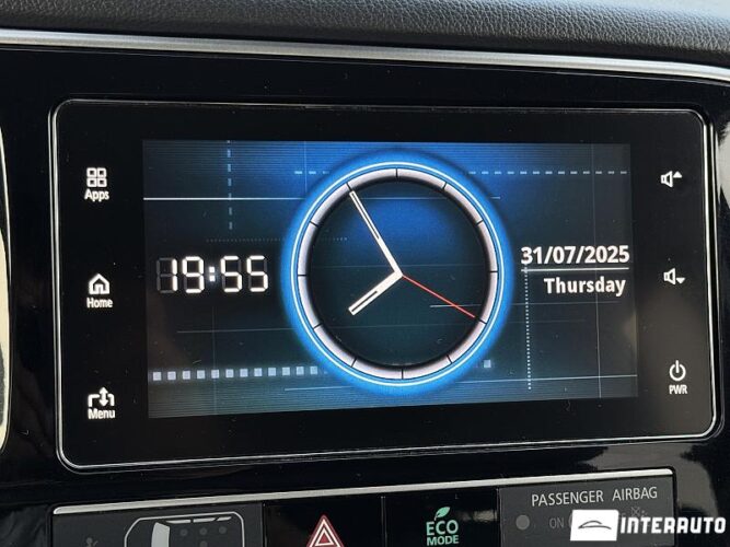 Mitsubishi Outlander 41 interauto-car