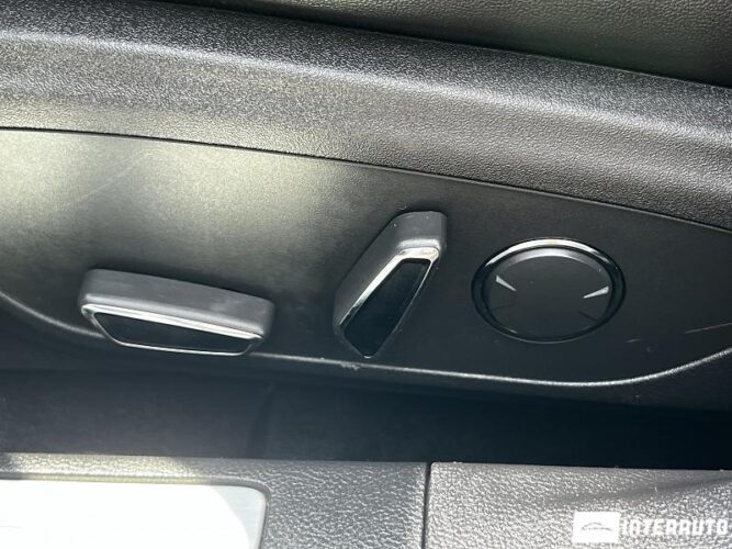Lincoln MKZ 51 lincoln MKZ 2013