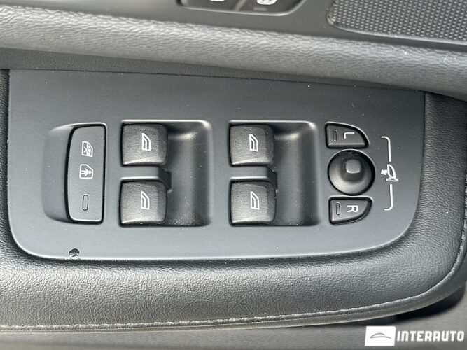 Volvo V 60 Cross Country 52 interauto-car