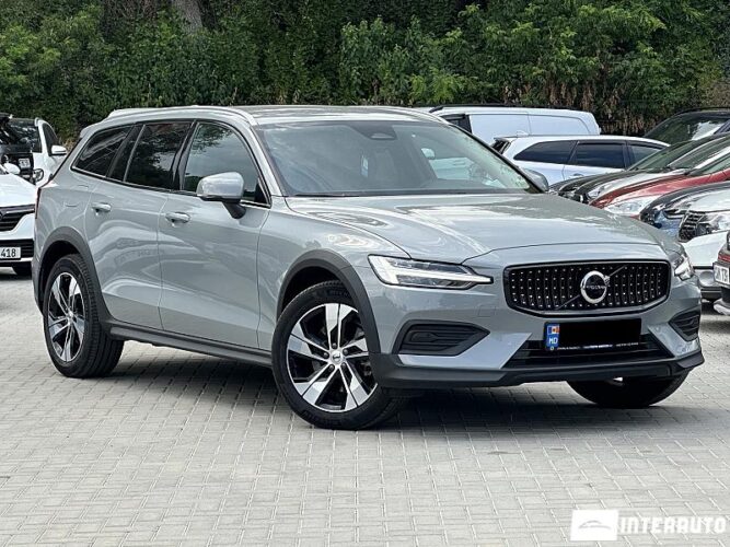 Volvo V 60 Cross Country 34 interauto-car