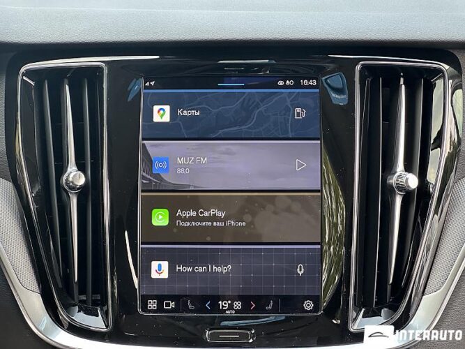 Volvo V 60 Cross Country 42 interauto-car