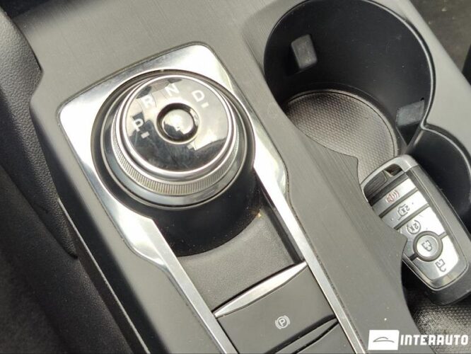 Ford Escape 41 interauto-car