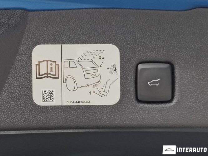 Ford Escape 43 interauto-car