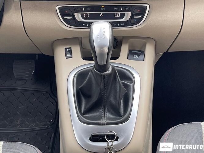 Renault Scenic 43 interauto-car