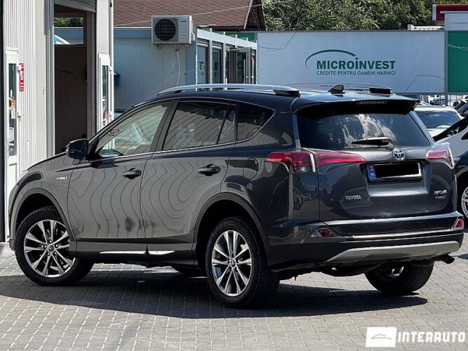 Toyota Rav-4 37 interauto-car