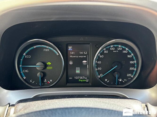 Toyota Rav-4 40 interauto-car