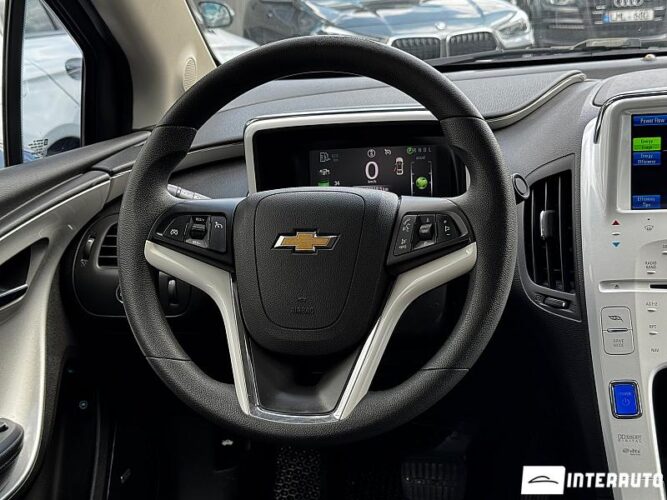 Chevrolet Volt 37 interauto-car