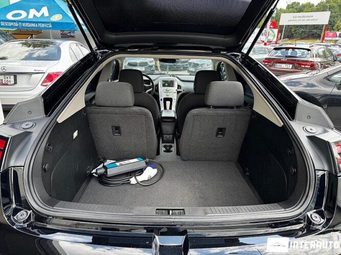 Chevrolet Volt 43 interauto-car