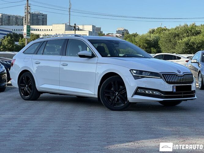 Skoda Superb 35 interauto-car