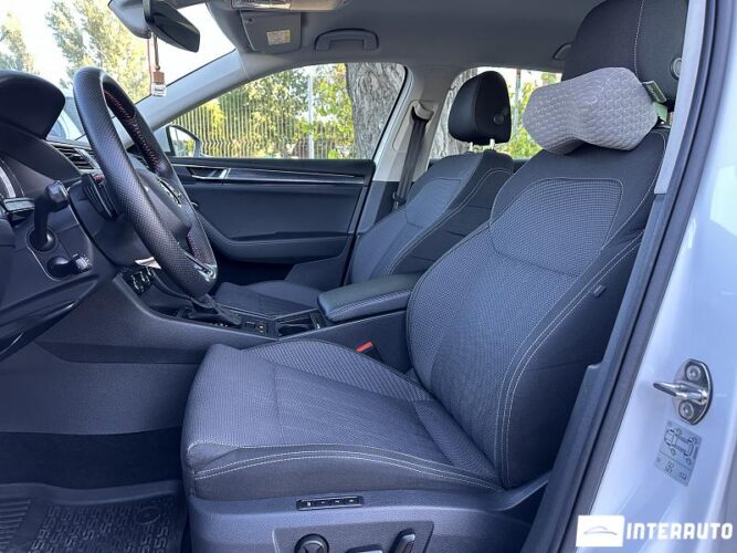 Skoda Superb 36 interauto-car