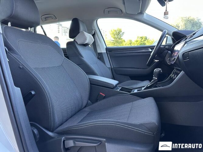 Skoda Superb 45 interauto-car