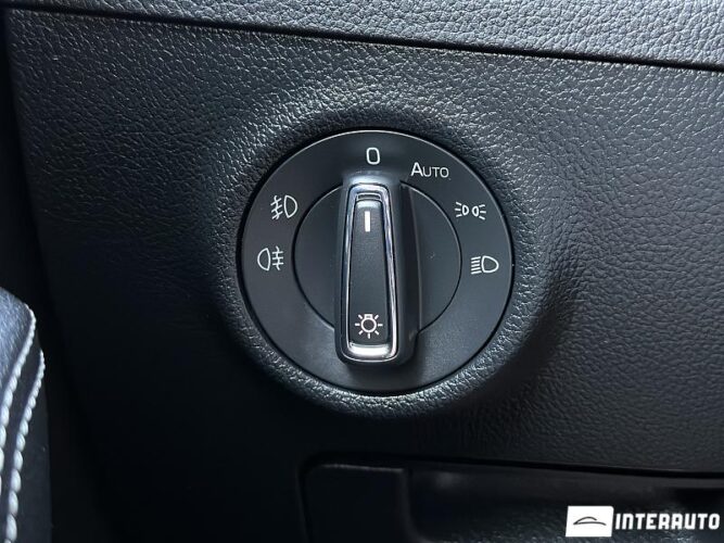 Skoda Superb 39 interauto-car