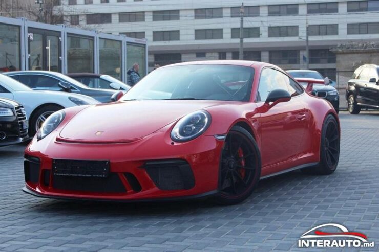 Porsche 911 GT3 23 interauto-car