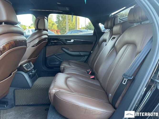 Audi A8 61 interauto-car