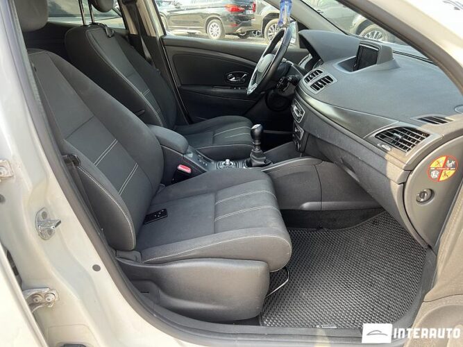 Renault Megane 48 interauto-car