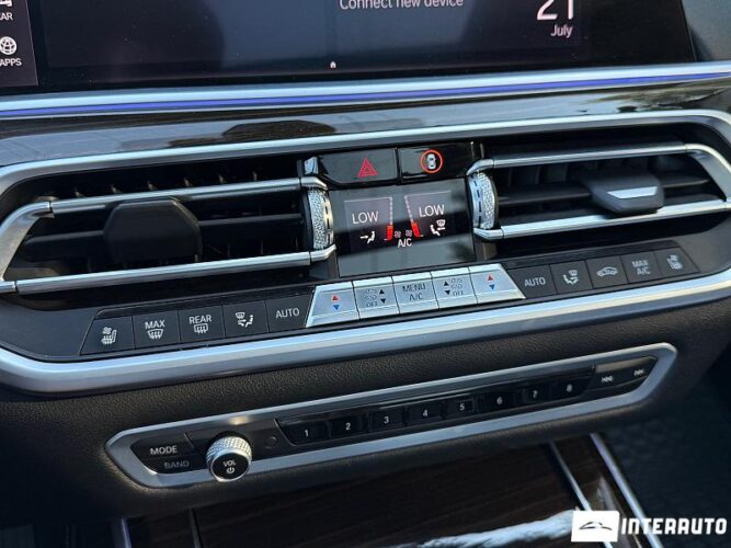 BMW X7 4.0i 47 interauto-car