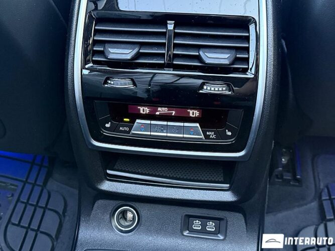 BMW X7 4.0i 51 interauto-car