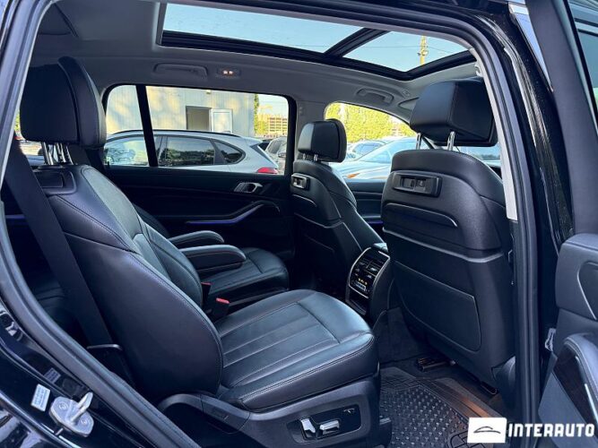 BMW X7 4.0i 50 interauto-car