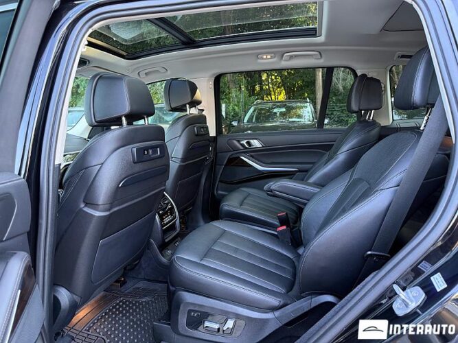 BMW X7 4.0i 52 interauto-car