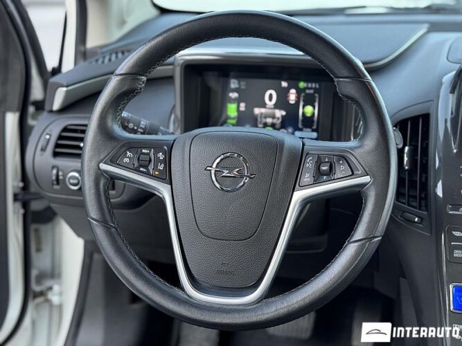 Opel Ampera 38 interauto-car