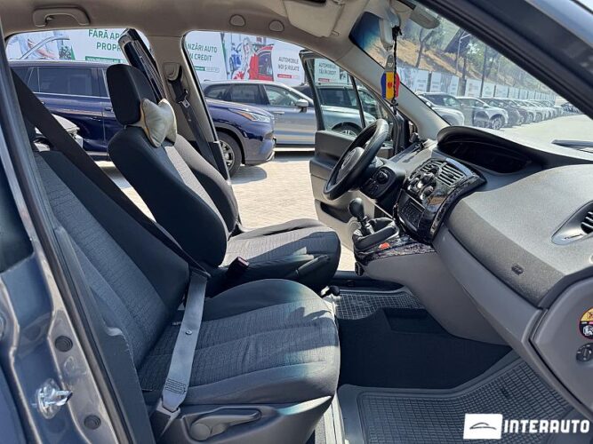 Renault Scenic 40 interauto-car