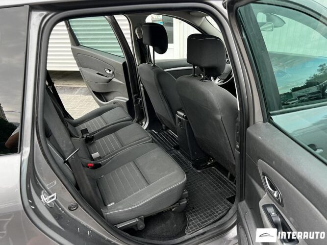 renault Grand Scenic 2015