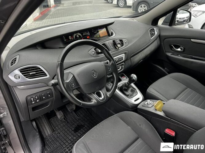renault Grand Scenic 2015