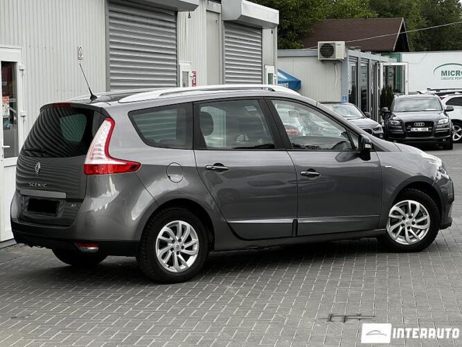 renault Grand Scenic 2015