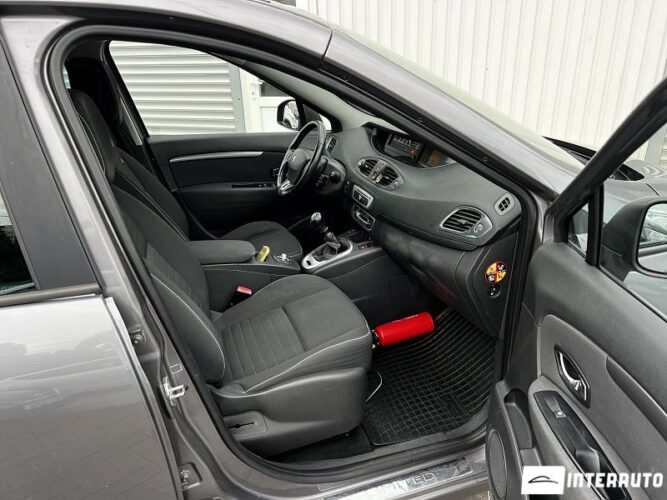 renault Grand Scenic 2015
