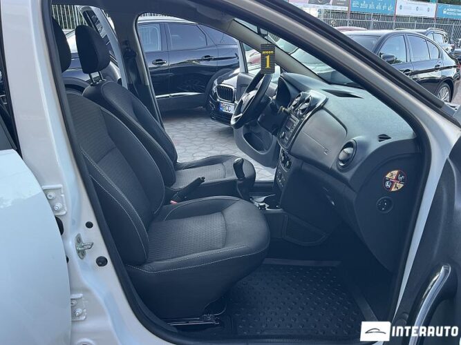 Dacia Sandero 42 interauto-car