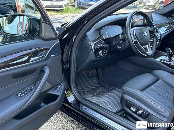 BMW 530e 41 interauto-car