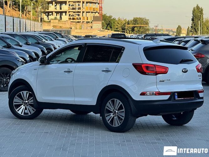 Kia Sportage 38 interauto-car