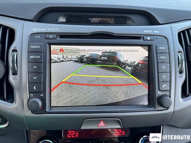 Kia Sportage 44 interauto-car