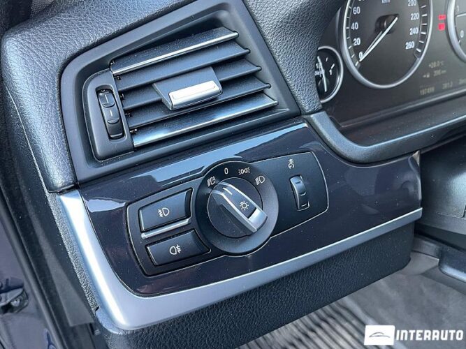 BMW 520 32 interauto-car