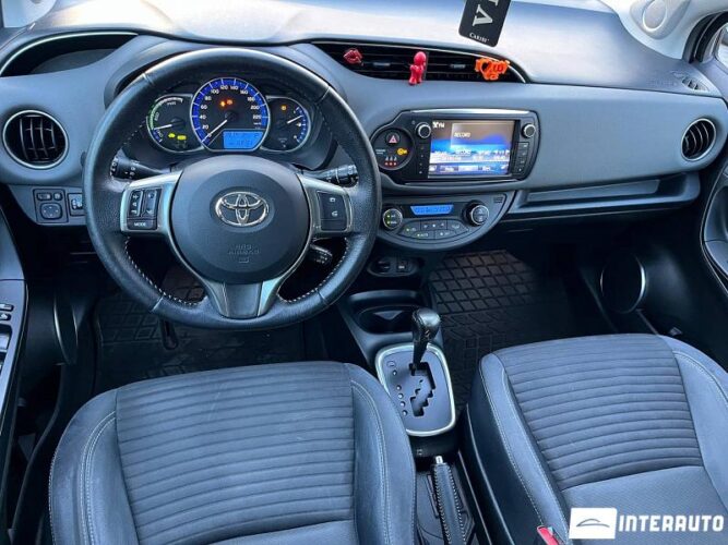 Toyota Yaris 35 interauto-car