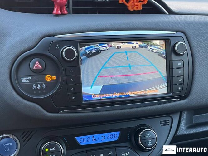 Toyota Yaris 39 interauto-car